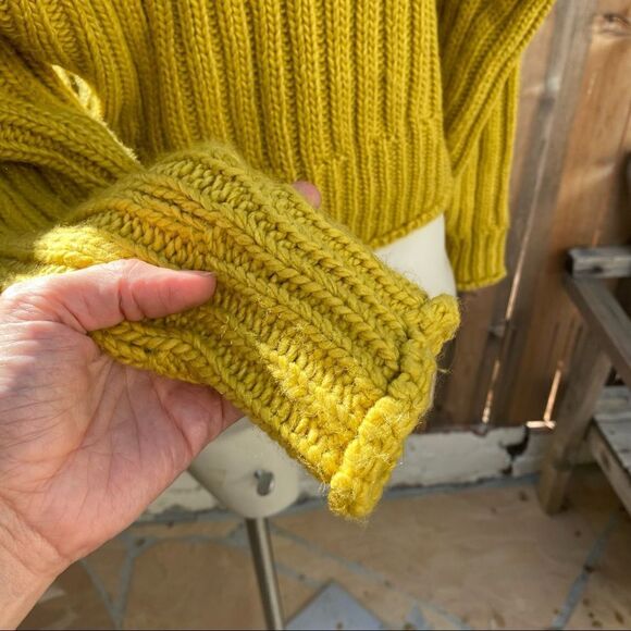 H&M chunky knit turtleneck sweater size XS - Picture 3 of 9